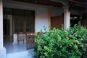 Fat Yogi Cottages