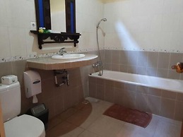 Kusnadi Hotel