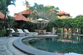 Kusnadi Hotel