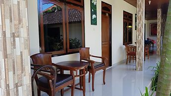 Kusnadi Hotel