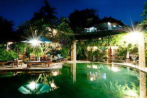 Kusnadi Hotel