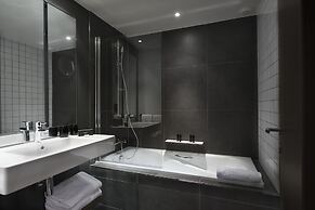 Melia Paris La Defense