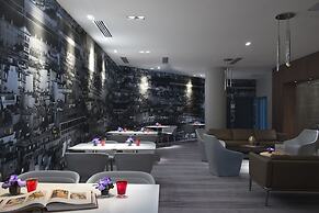 Melia Paris La Defense