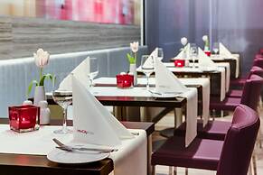IntercityHotel Hamburg Dammtor