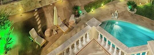 Villa Kokalis Resort