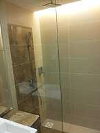 Eminent Hotel