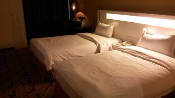 Eminent Hotel