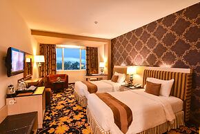 Grand Rocky Hotel