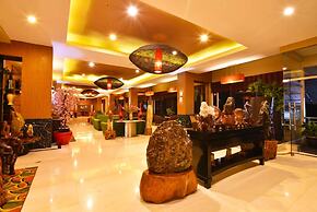 Grand Rocky Hotel