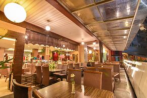 Grand Rocky Hotel