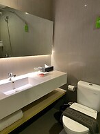Ayda Mangga Dua d/h Zuri Express Mangga Dua