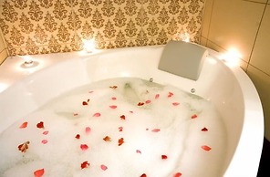 9 Queens Spa Hotel