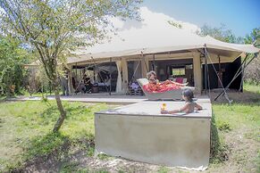 Mara Ngenche Safari Camp