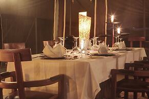 Mara Ngenche Safari Camp
