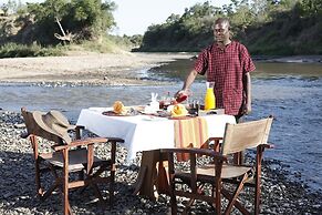 Mara Ngenche Safari Camp
