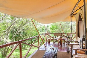 Mara Ngenche Safari Camp