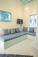 Efchi Suites 1904