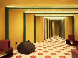 Red Dot Hotel
