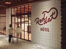 Red Dot Hotel