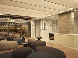 Red Dot Hotel