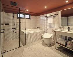 Red Dot Hotel