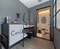 Moxy Chongqing