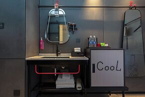 Moxy Chongqing