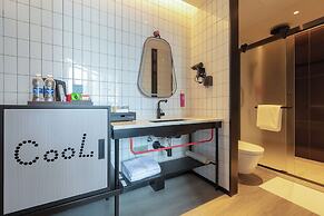 Moxy Chongqing