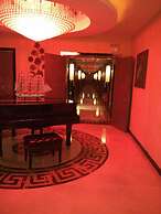 Hot Spring Hotel