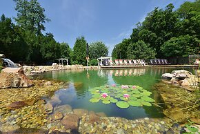 Chateau Loucen Garden Retreat