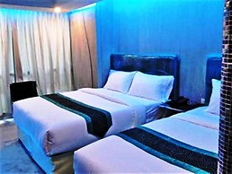 Blutique Hotel