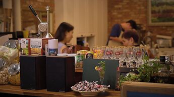 Le Mong Hotel