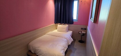 Le Mong Hotel