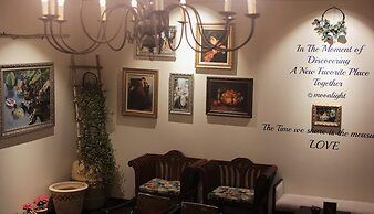 Le Mong Hotel