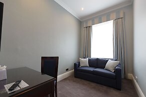 The Connaught Lodge