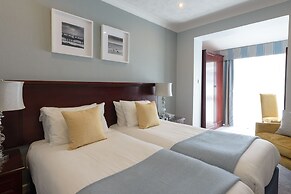The Connaught Lodge