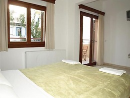 Aristea Hotel