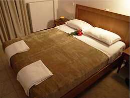 Aristea Hotel
