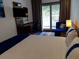 Liv City Hotels Basin Ekspres