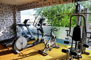 Eloisa Royal Suites