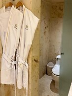 Tres Vidas Acapulco Suites