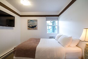 Stoke Hotel SureStay Collection by Best Western
