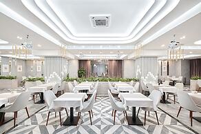 White Hill Hotel