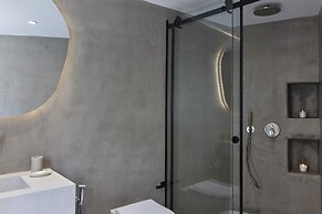 Apanemo Hotel