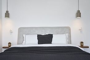 Apanemo Hotel