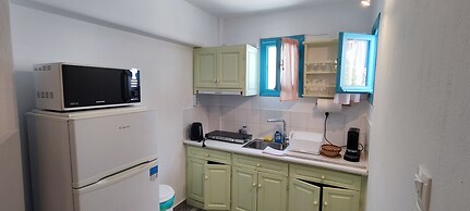 Ragousis Apartments