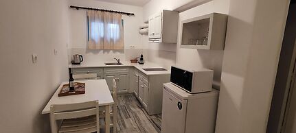 Ragousis Apartments