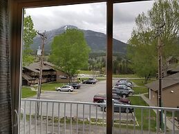 The Lady MacDonald Country Inn