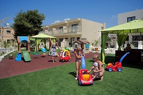 Nelia Gardens