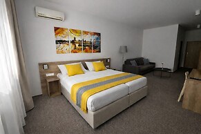 Hotel Kapitol